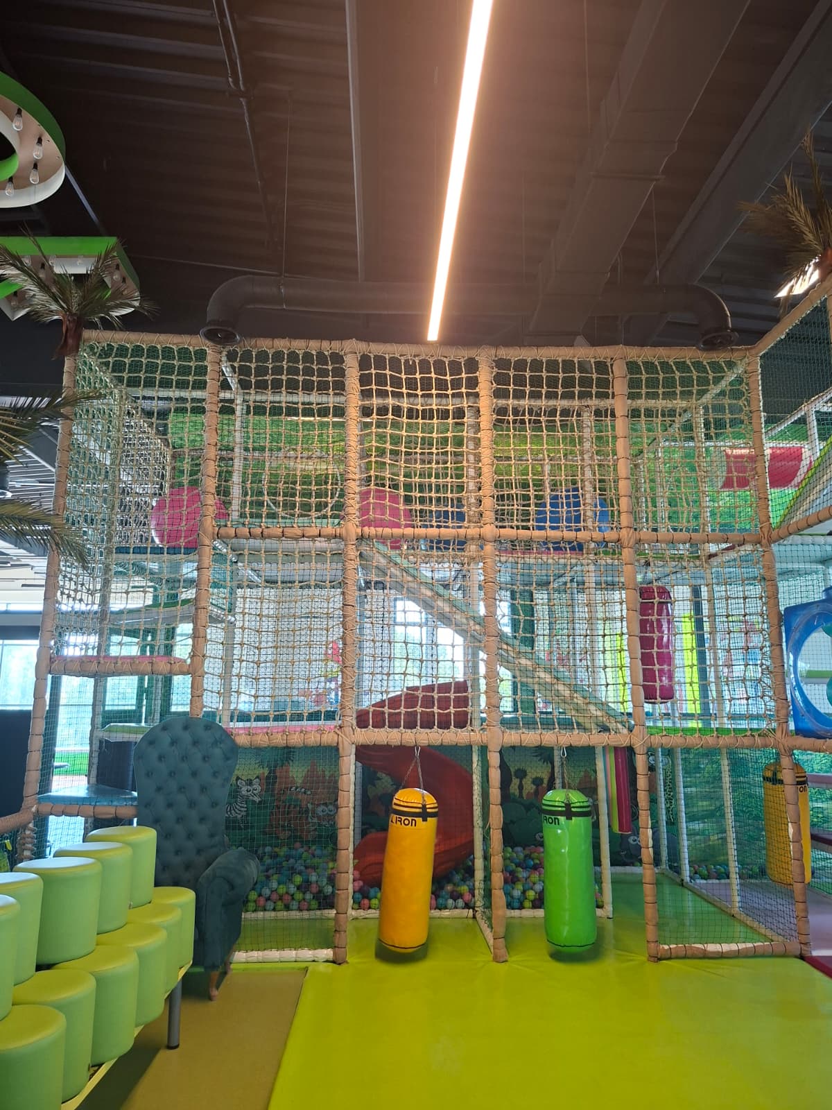 Mreža za penjanje i zaštitna mreža